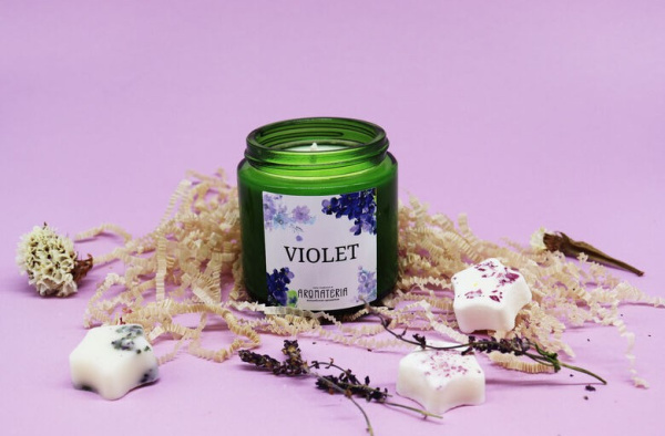 Ароматическая свеча Violet