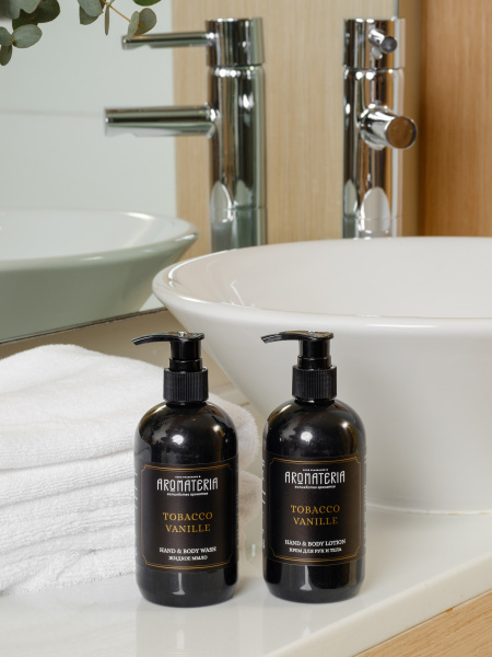 Парфюмированное жидкое мыло "Tobacco Vanille", 300 мл